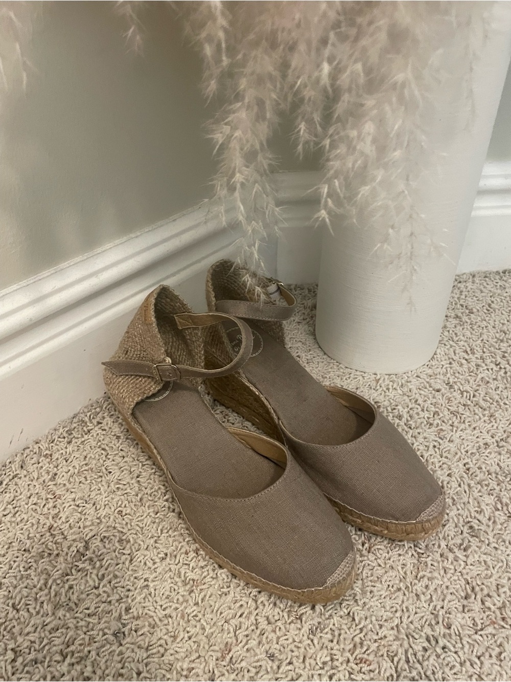 Toni Pons Espadrille Wedge Ankle-Strap Flats in Taupe